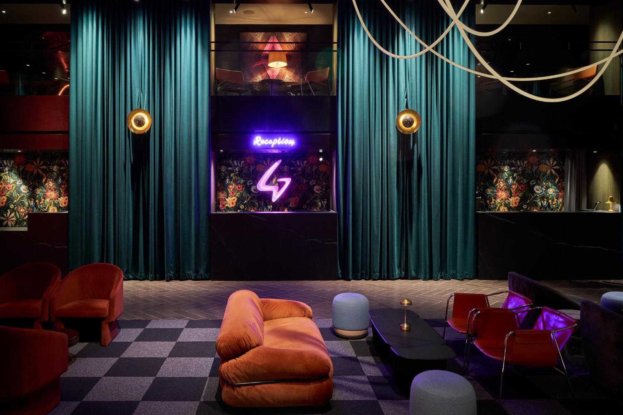 Paramount Hotel Times Square Ню Йорк Екстериор снимка